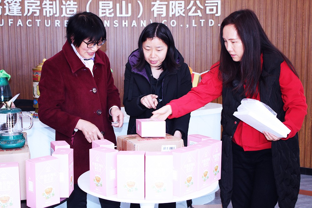 華燁篷房愿你女神節(jié)：無懼時光，永遠美麗！