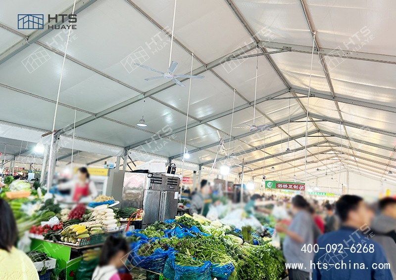 這座接近4000平方米的菜市場篷房，正式投入使用了