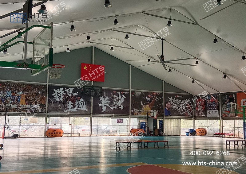裝配式篷房籃球館實現(xiàn) “一館多用”，極大地提升了場地使用效率